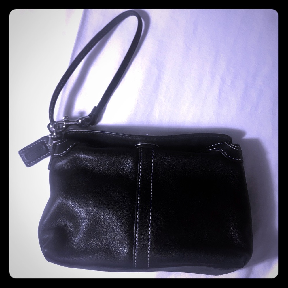 Cole Haan casual wristlet/clutch EUC